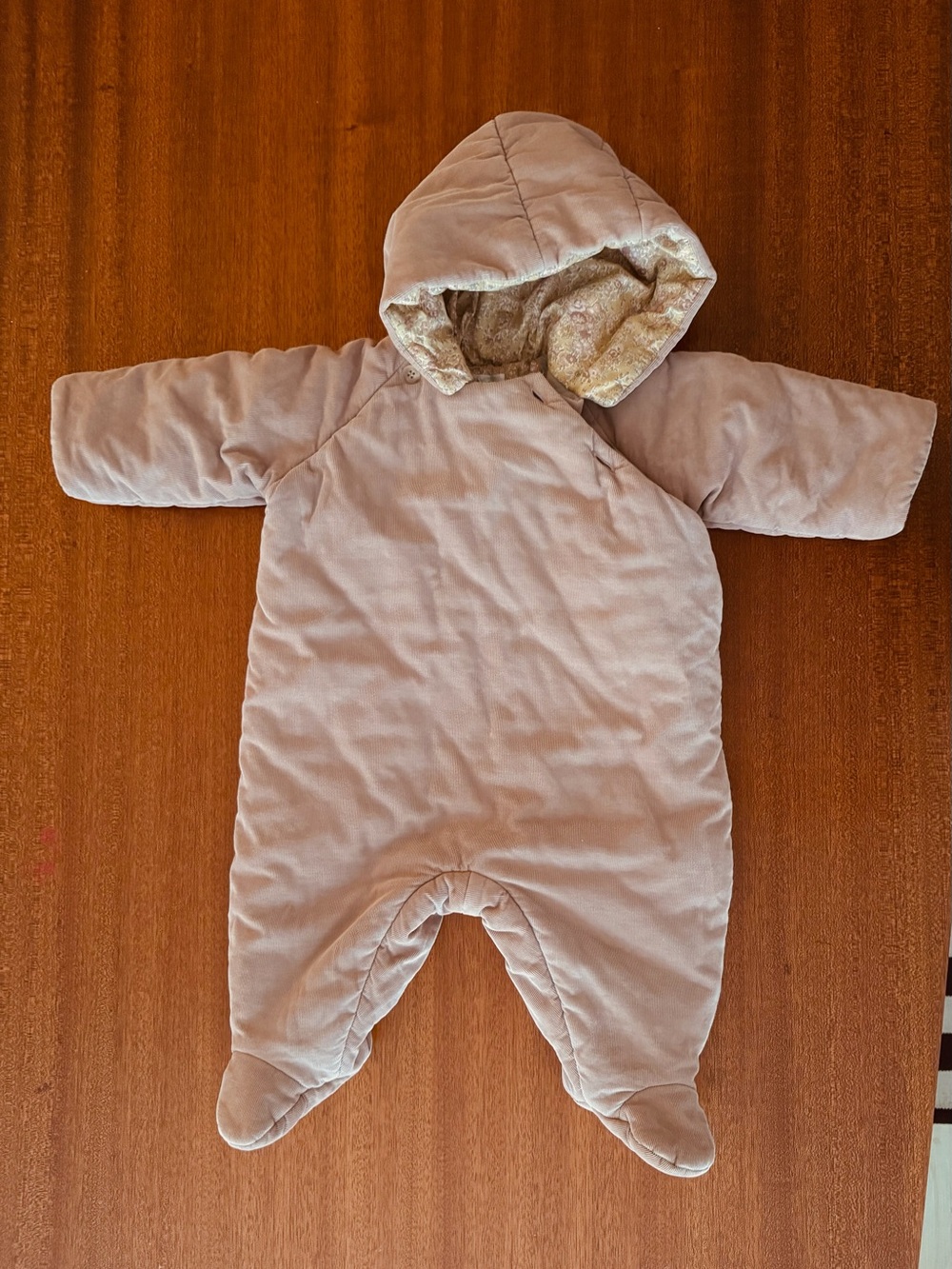 Bonpoint Corduroy Hooded Baby Bunting